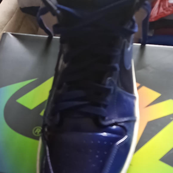 Jordan 1 retro deep royal